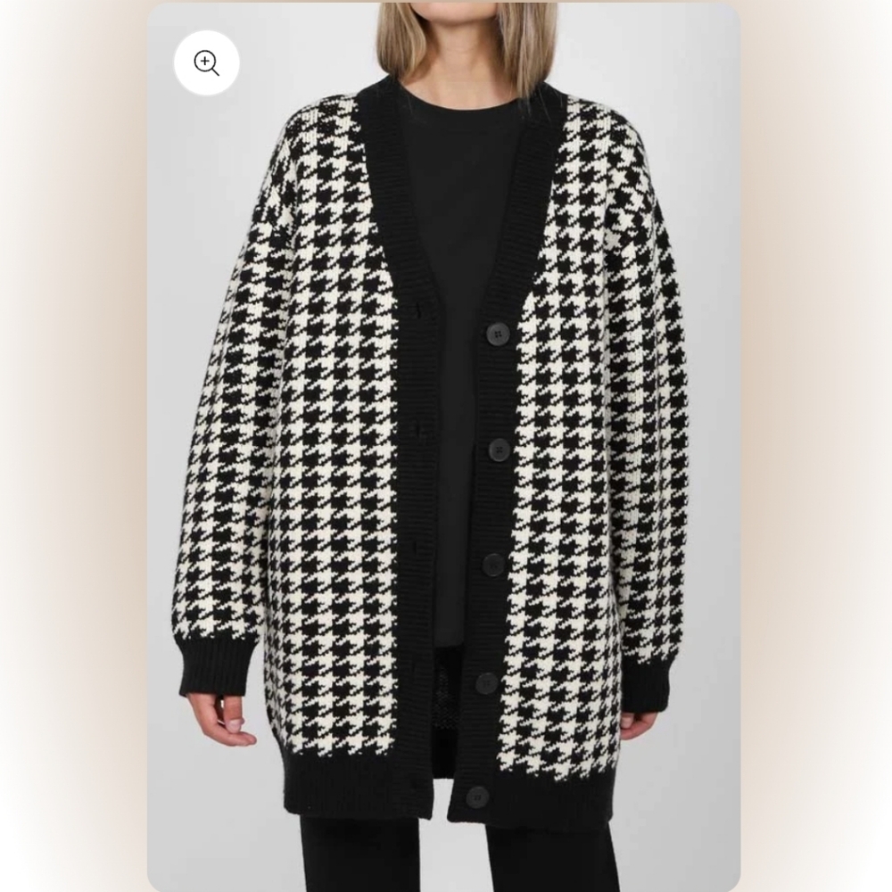Brunette The Label - The Houndstooth Knit Cardigan - Size Sm/Med